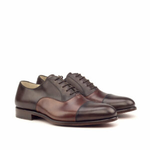 Side view of model Quinlan, painted calf Golf BespokeShoes