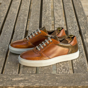Front view of model Roque, box calf,exotic python Golf BespokeShoes