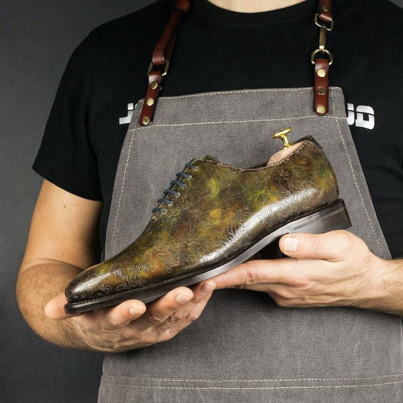 Front view of model Floral Green Museum Wholecut Golf Model shoe, limited-edition-floral-museum-golf-model Golf BespokeShoes