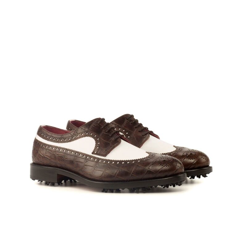 View of model Longwing Blucher handmade golf shoes, exclusive painted calf leather golf shoes Model Longwing Blucher Golf BespokeShoes